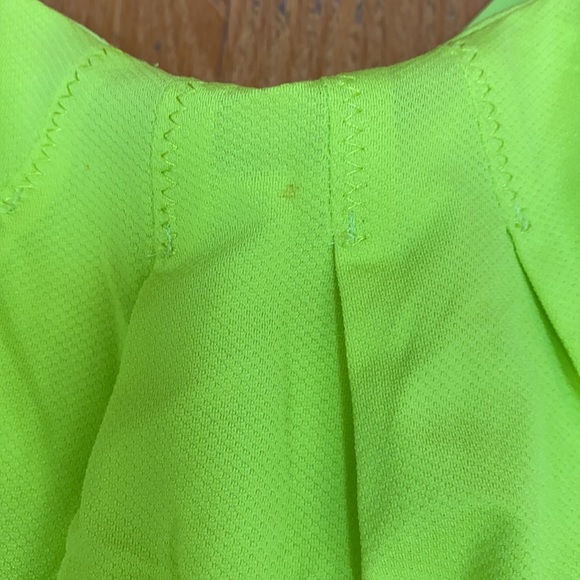 Lululemon workout top - Picture 2 of 3